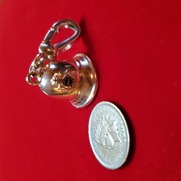 My Flat in London - Bobby Helmet - Charm - Brighton - MFIL - Picture 12 of 15